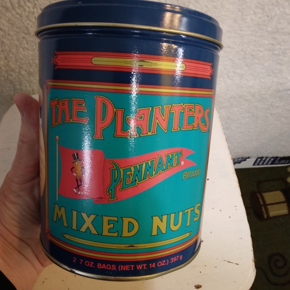 Vintage Decorative Tins- Planters/Redenbachers - Picture 3 of 12